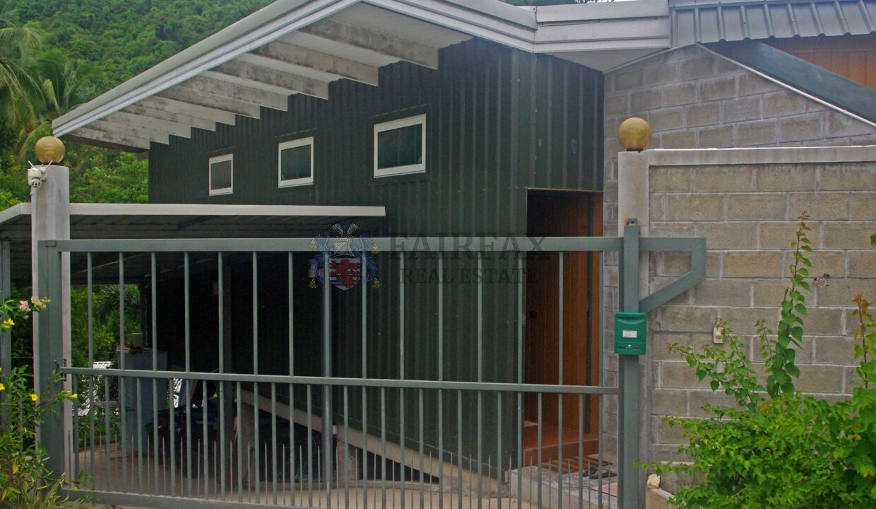 Electric gate