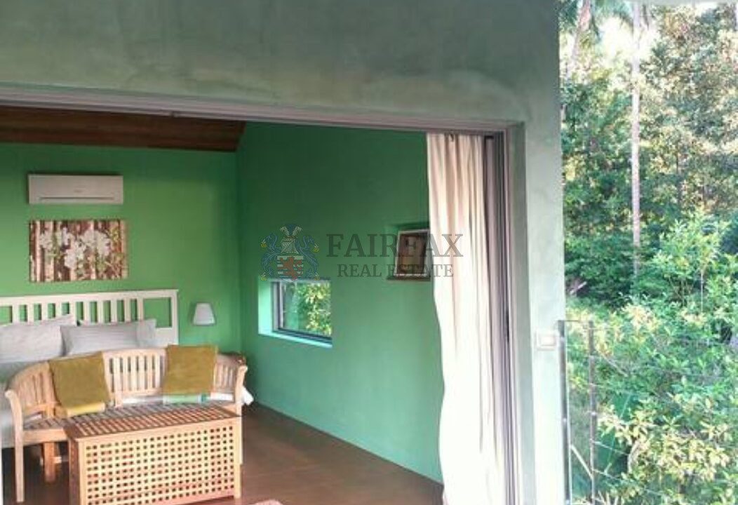 Green RoomA