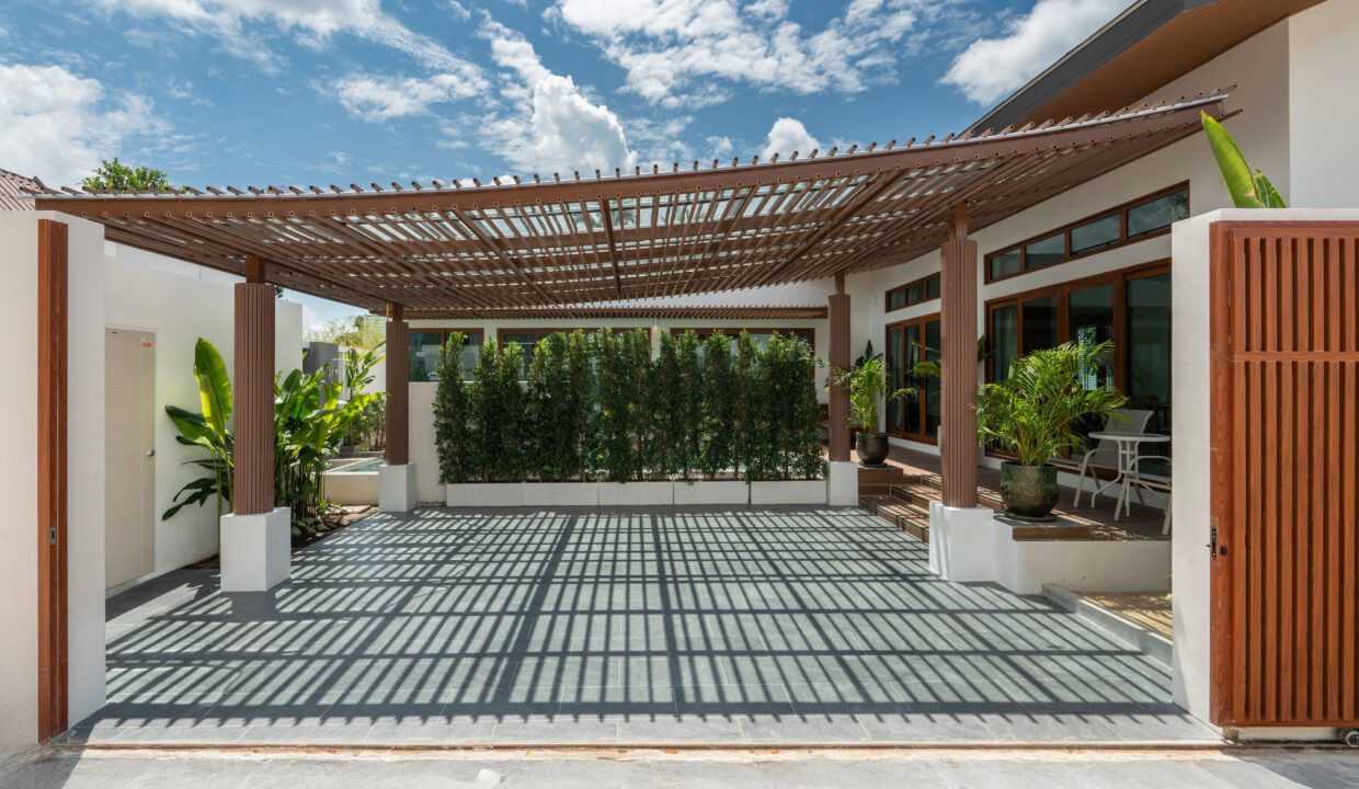 09_AKIRAYA_Outside Area
