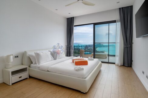 69d3426ac14d3ffa728c9d34_Bed 1